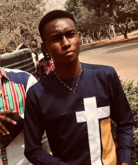 looking at the photo above is a small boy(me) who's earning by selling other people product , age doesn't matter.